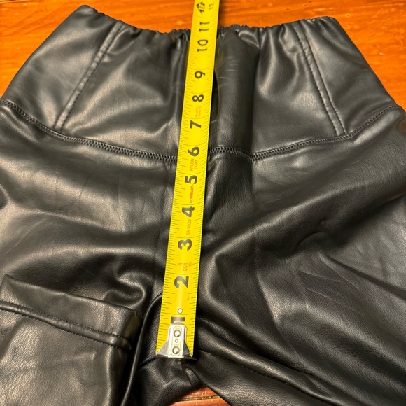 All Saints Cora Vegan Leather Black Leggings Womens US Size 2 - Picture 7 of 12